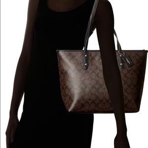 Coach tote